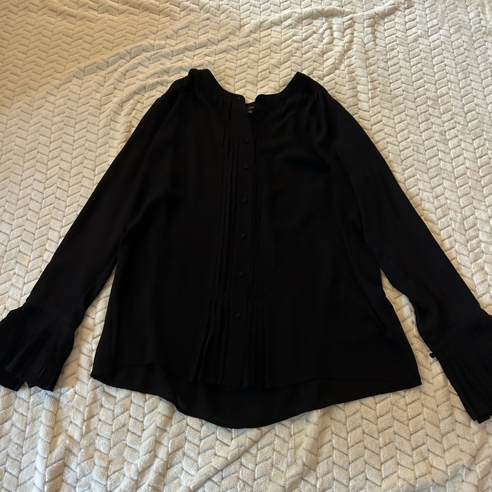 White House Black Market top